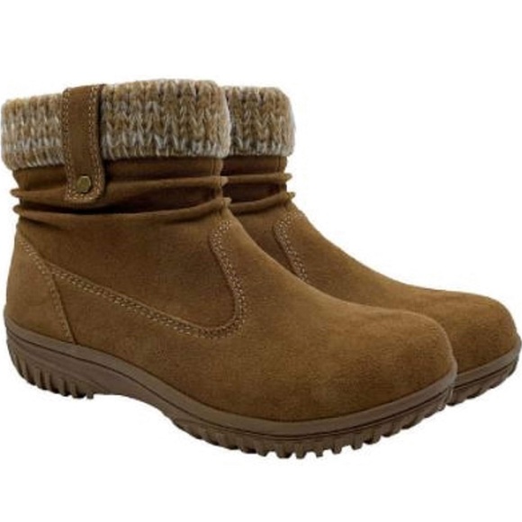 Ladies' Laura All Weather Bootie - Picture 2 of 8